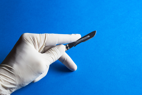 Chirurgia: contro le infezioni bisturi con “mantello di grafene” – Popular  Science