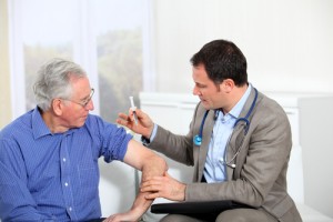Studio FLUNITY-HD: vaccino antinfluenzale ad alto dosaggio di Sanofi riduce le ospedalizzazioni negli anziani