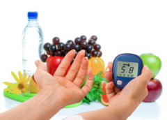Diabete: meno carboidrati e più grassi e proteine a colazione per tenere sotto controllo i livelli glicemici